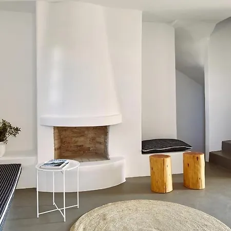 Отель Platinum Paros - 2 Bedrooms - Turquoise - Sea View & Private Pool - Naoussa Kolympithres